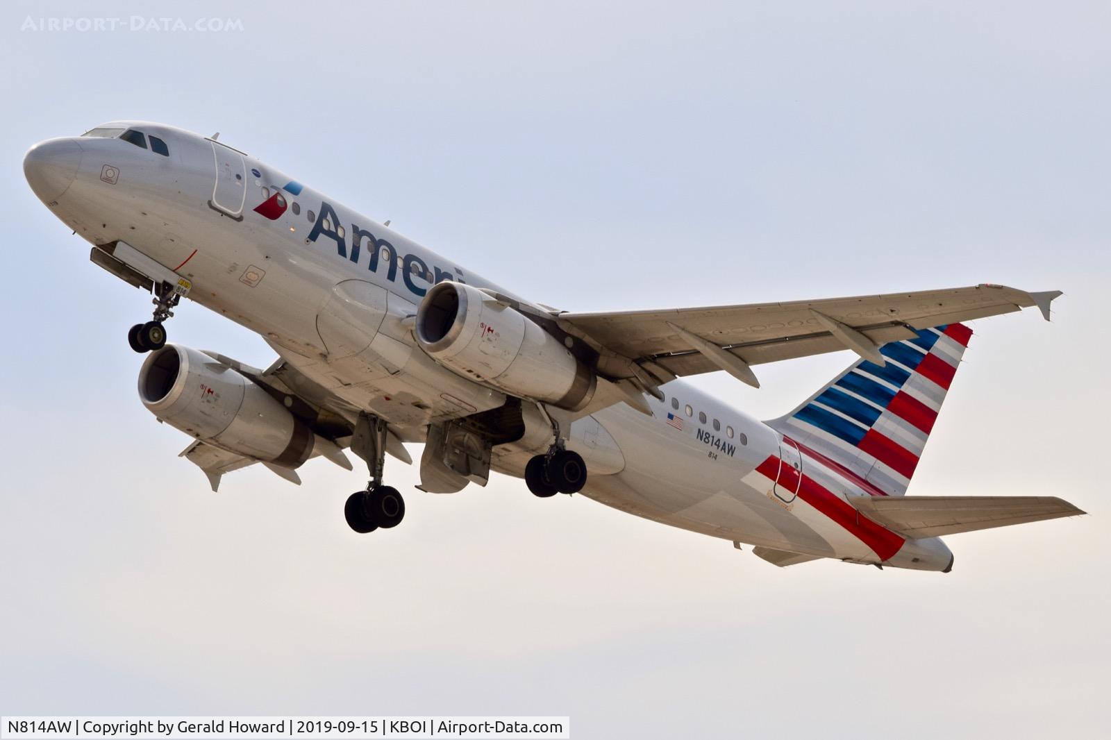 N814AW, 2000 Airbus A319-132 C/N 1281, Take off from RWY 10L.