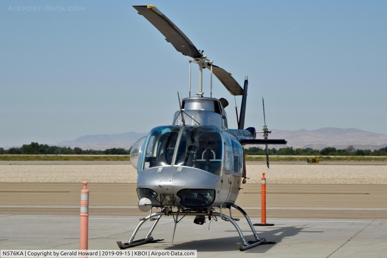 N576KA, 1976 Bell 206B C/N 1971, Parked on the south GA ramp.