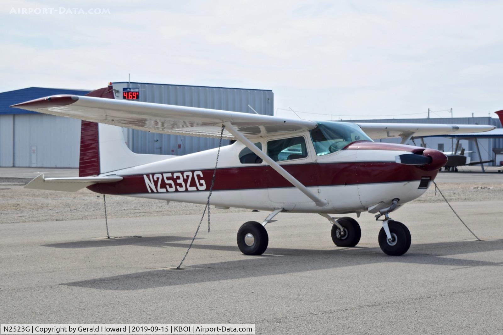 N2523G, 1959 Cessna 182B Skylane C/N 51823, Parked on the south GA ramp.