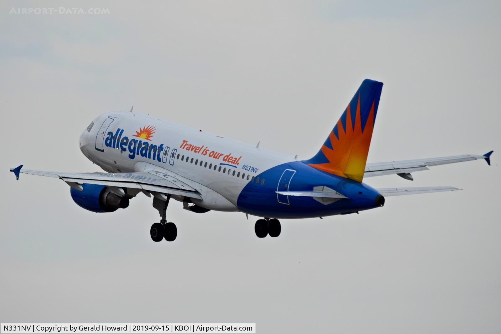 N331NV, 2005 Airbus A319-112 C/N 2625, Departing BOI.