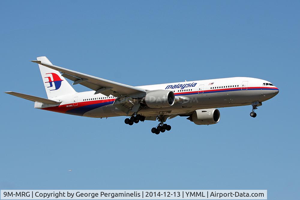 9M-MRG, 1998 Boeing 777-2H6/ER C/N 28414, On final for runway 34.