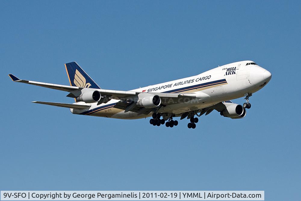 9V-SFO, 2004 Boeing 747-412F/SCD C/N 32900, On final for runway 34.
