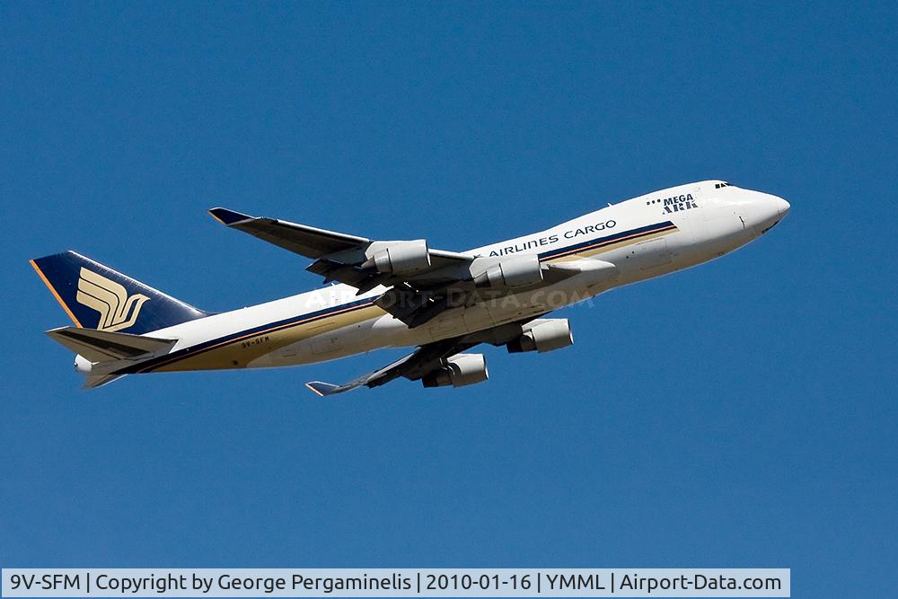 9V-SFM, 2003 Boeing 747-412F/SCD C/N 32898, Departing from runway 34.