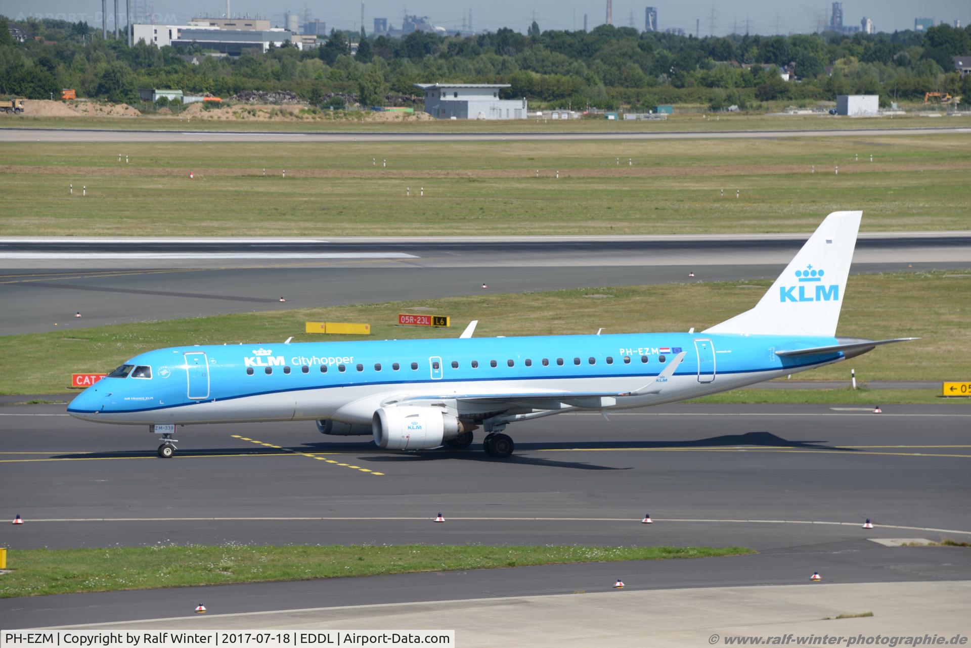PH-EZM, 2010 Embraer 190LR (ERJ-190-100LR) C/N 19000338, Embraer ERJ-190STD 190-100 - WA KLC KLM Cityhopper - 19000338 - PH-EZM - 18.07.2017 - DUS
