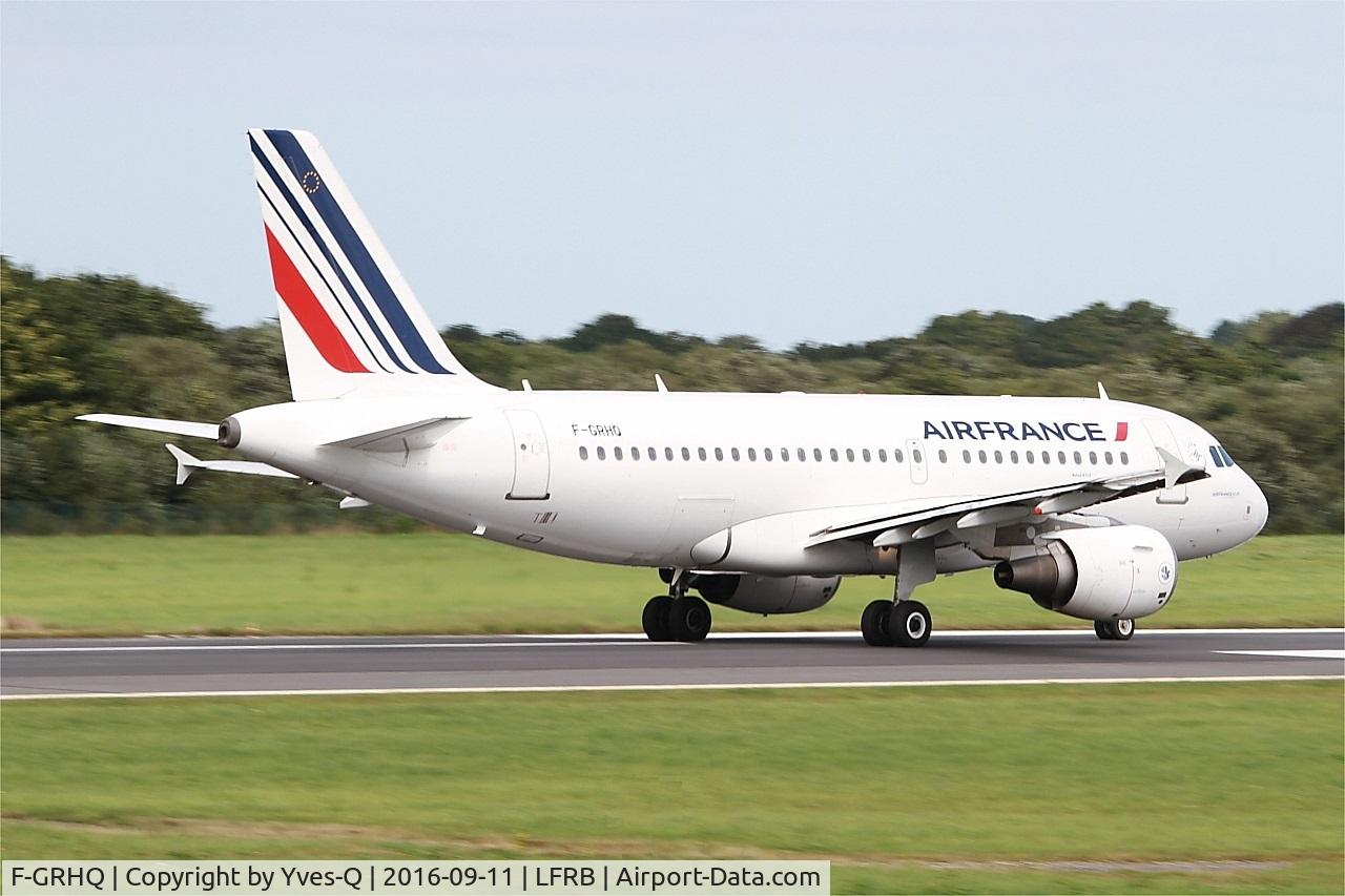 F-GRHQ, 2000 Airbus A319-111 C/N 1404, Airbus A319-111, Take off run rwy 07R, Brest-Bretagne airport (LFRB-BES)