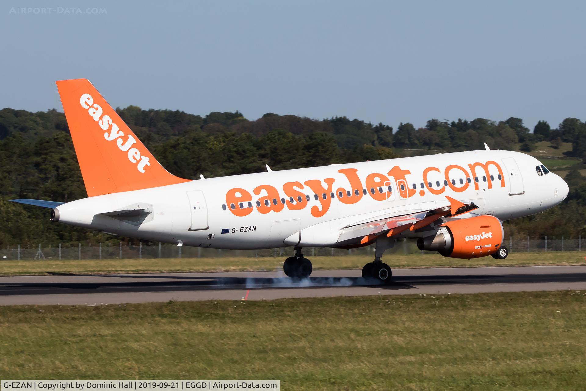 G-EZAN, 2006 Airbus A319-111 C/N 2765, Landing RWY 09