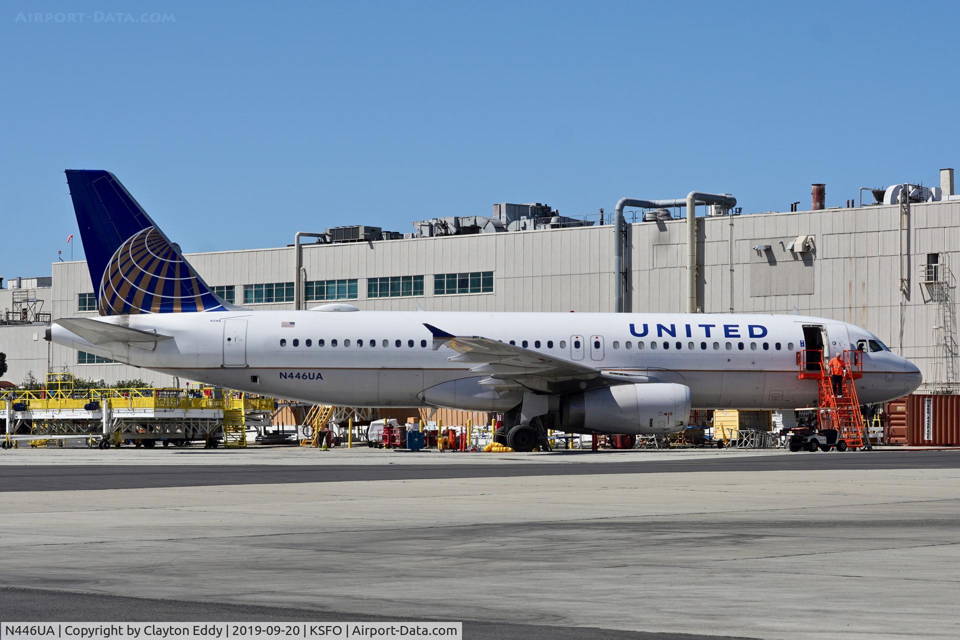 N446UA, 1998 Airbus A320-232 C/N 834, SFO 2019.