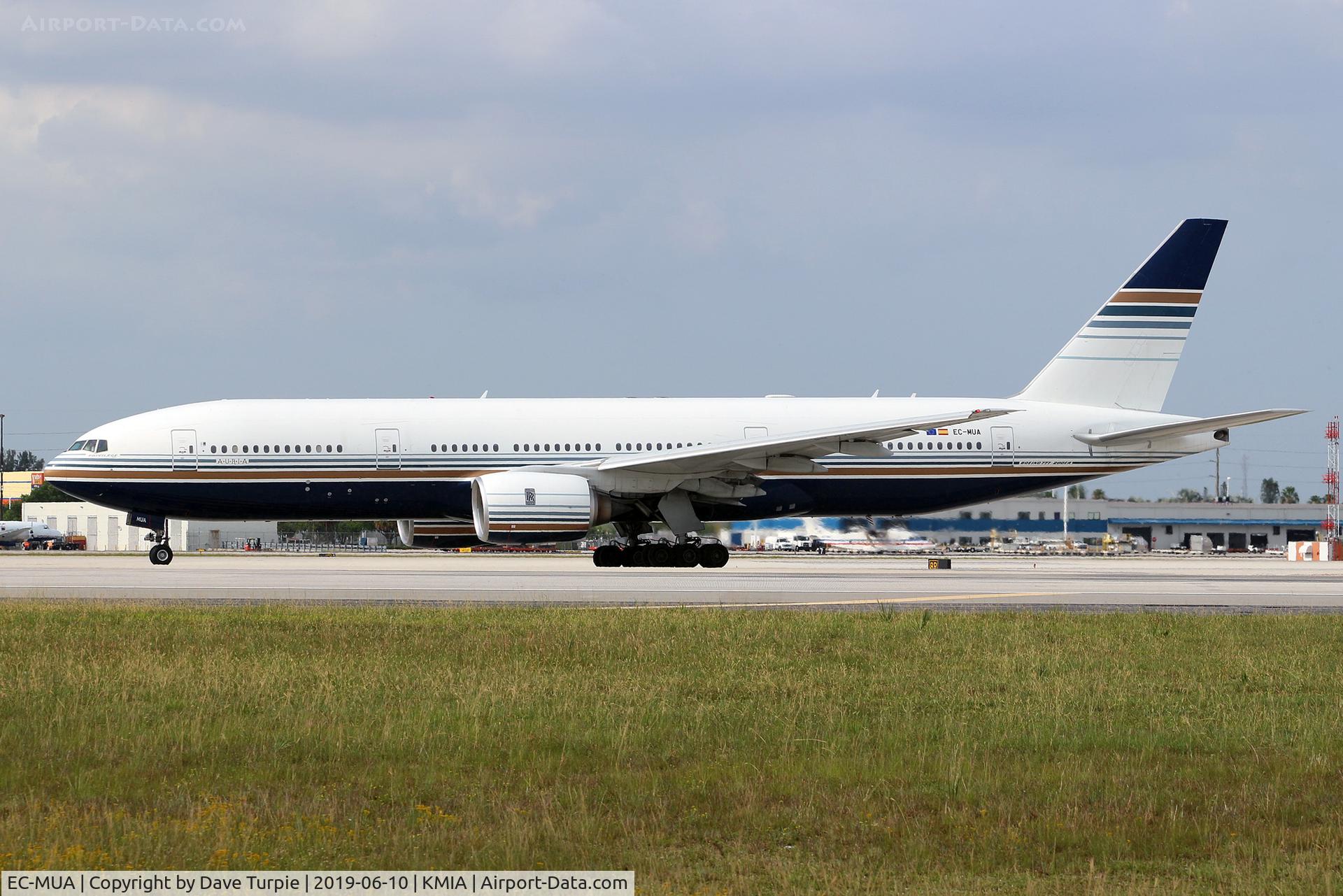 EC-MUA, 2001 Boeing 777-212/ER C/N 28524, Privilege Style Boeing 777 charter.