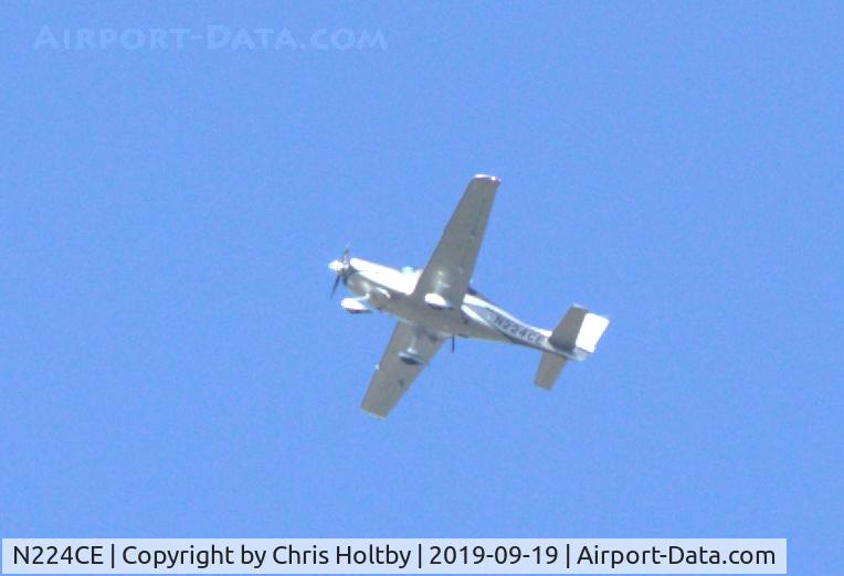 N224CE, 2016 Cirrus SR22 G5 C/N 4396, Cirrus SR22 over Potters Bar from North Weald on its way to Newquay in Cornwall