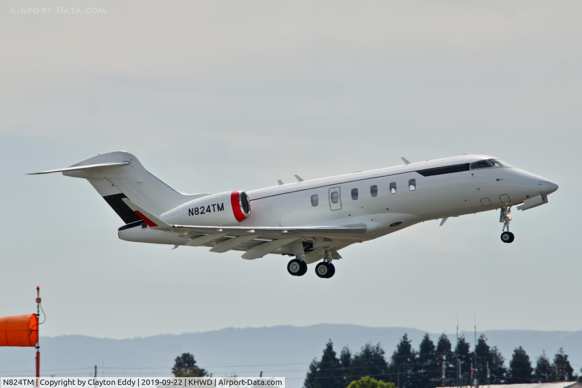 N824TM, 2018 Bombardier Challenger 350 (BD-100-1A10) C/N 20744, Hayward Airport California 2019.