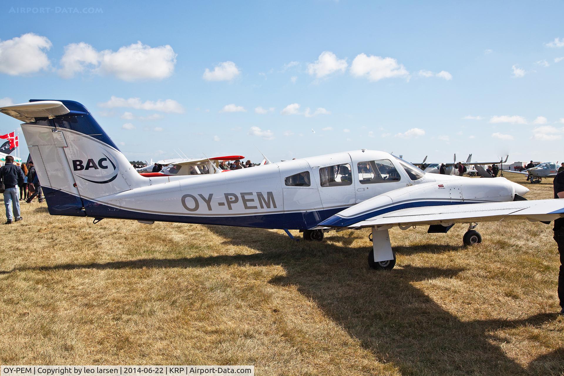 OY-PEM, 1981 Piper PA-44-180 Seminole C/N 44-8195020, Karup Air Show 22.6.2014