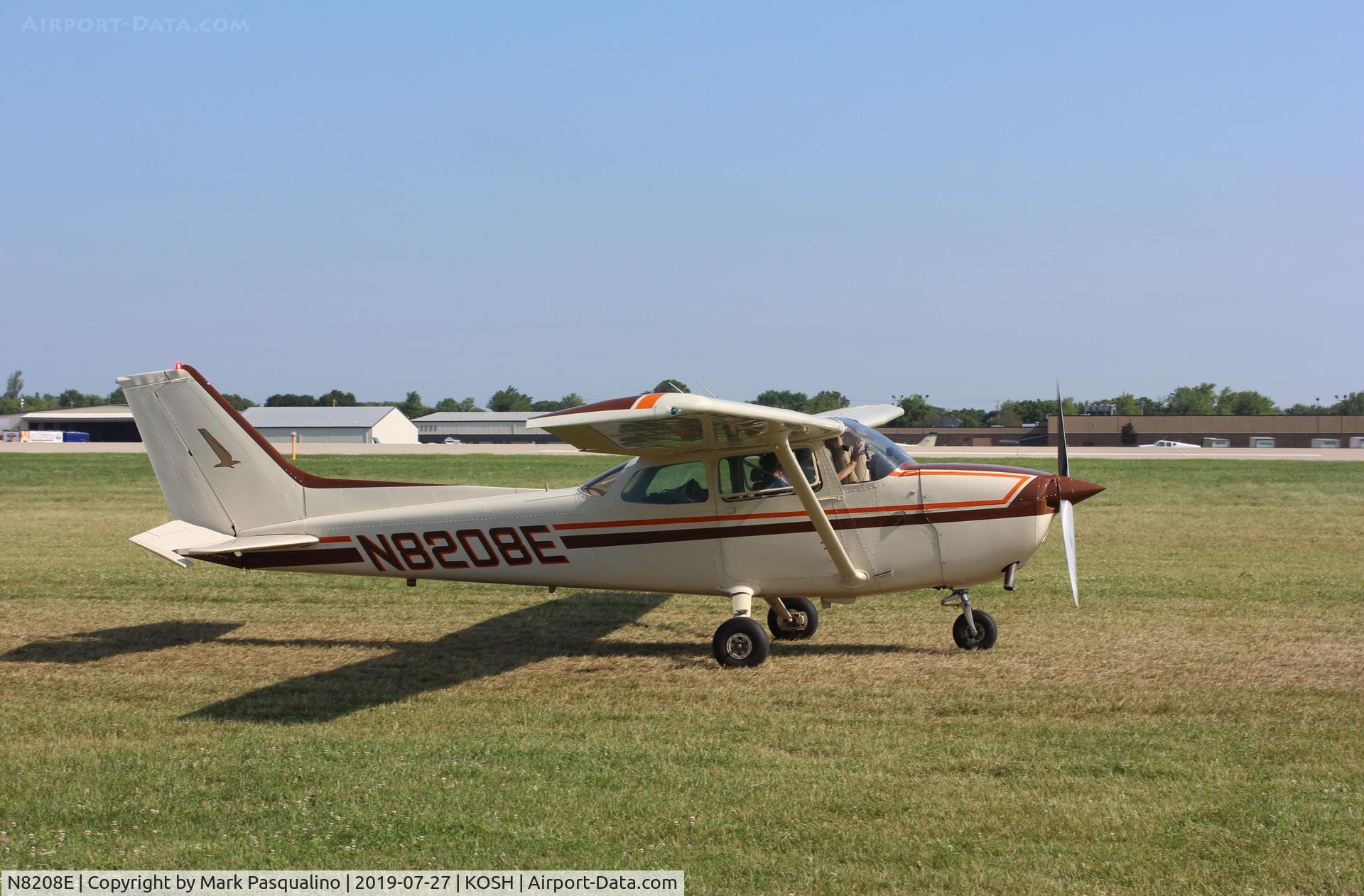 N8208E, 1979 Cessna 172N C/N 17272153, Cessna 172N