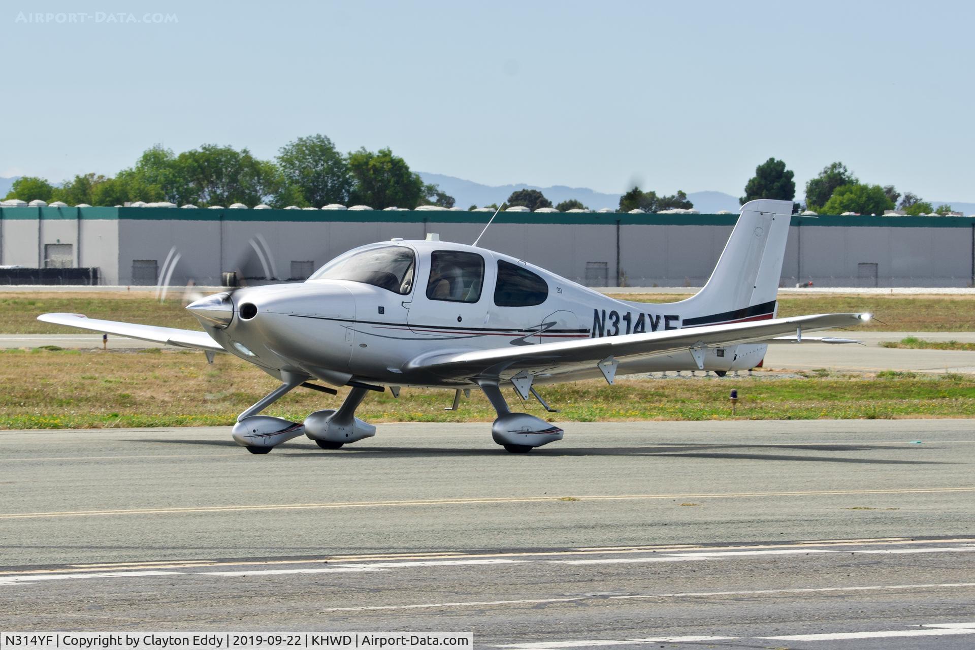 N314YF, 2015 Cirrus SR20 C/N 2302, Hayward Airport California 2019.