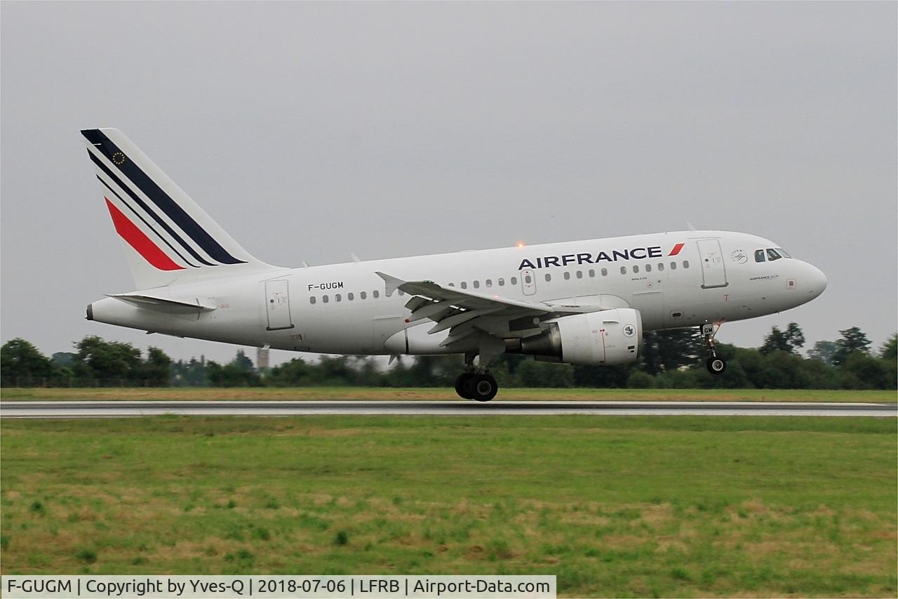 F-GUGM, 2006 Airbus A318-111 C/N 2750, Airbus A318-111, Landing rwy 25L, Brest-Bretagne airport (LFRB-BES)