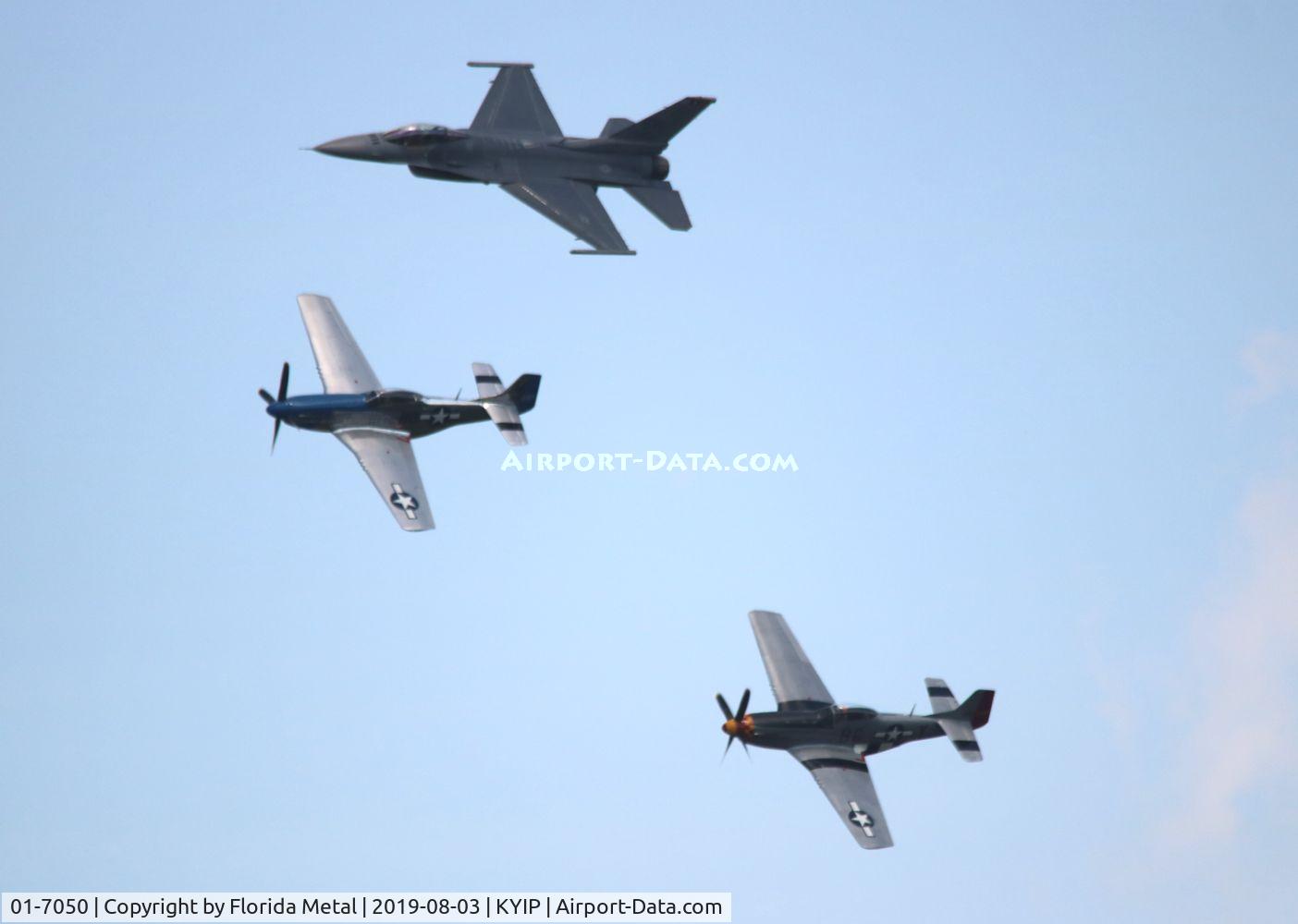 01-7050, 2001 Lockheed Martin F-16CJ Fighting Falcon C/N CC-228, Heritage flight