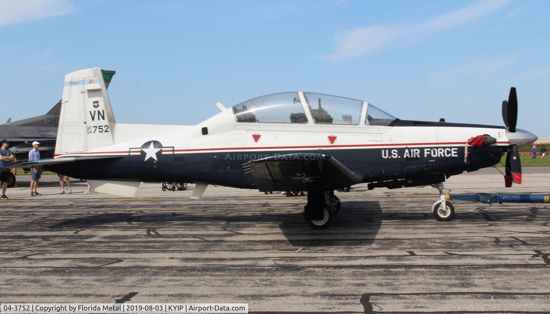 04-3752, 2004 Raytheon T-6A Texan II C/N PT-304, Texan II