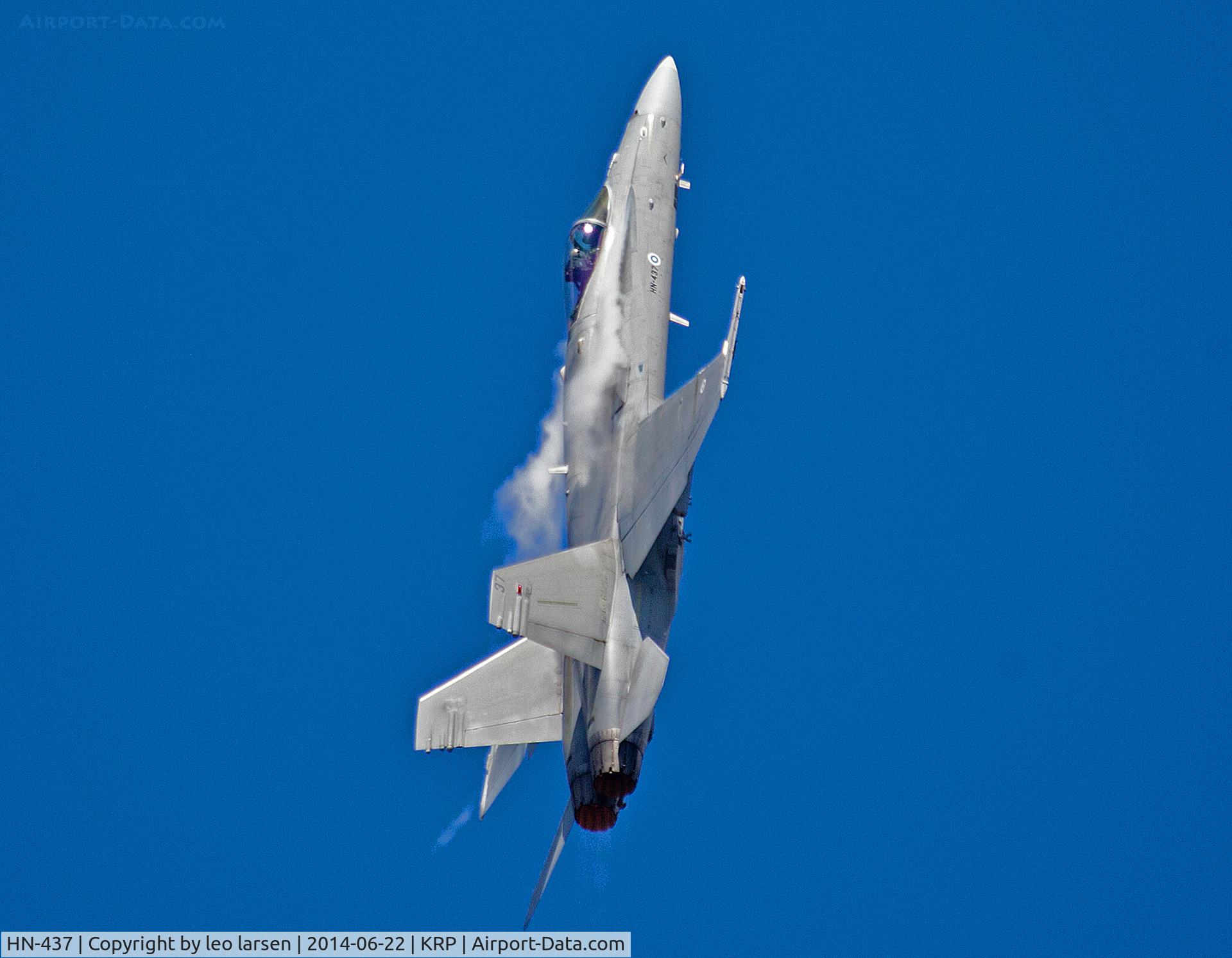 HN-437, McDonnell Douglas F-18C Hornet C/N 1447, Karup Air Show 22.6.2014