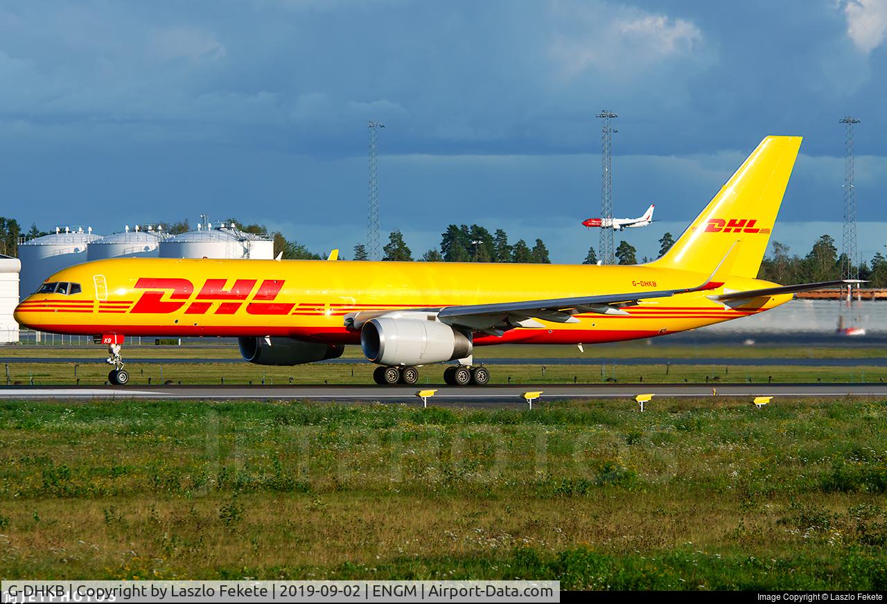 G-DHKB, 2000 Boeing 757-256 C/N 29312, 2000 Boeing 757-256