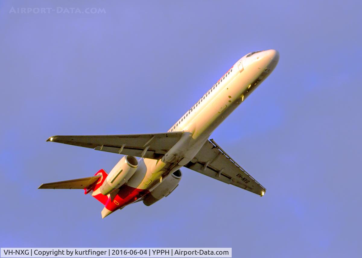 VH-NXG, 1999 Boeing 717-2K9 C/N 55057, Boeing 717-2K9 QantasLink VH-NXG, departed rwy 21 YPPH 040616.