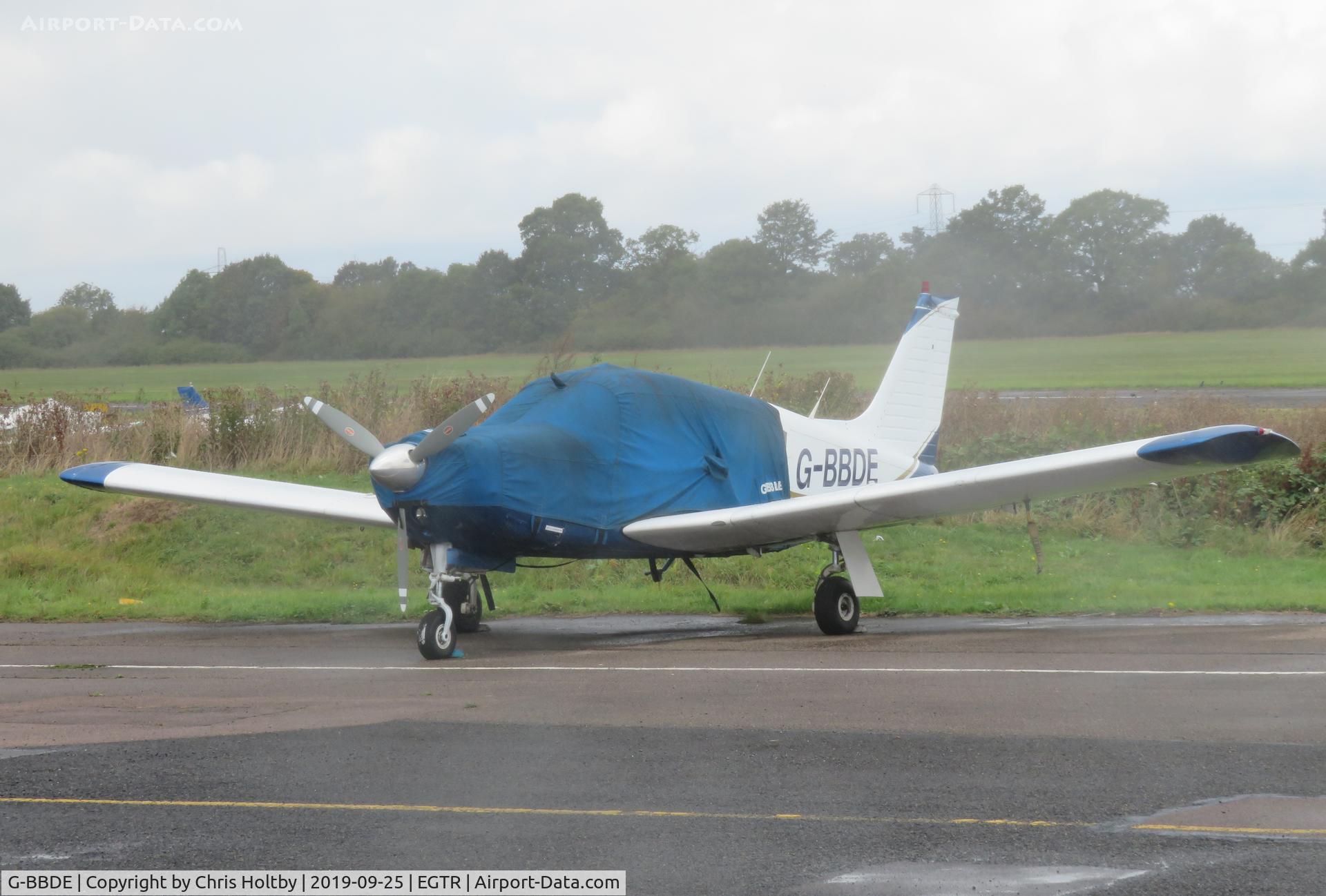 G-BBDE, 1973 Piper PA-28R-200-2 Cherokee Arrow II C/N 28R-7335250, Parked and covered at Elstree