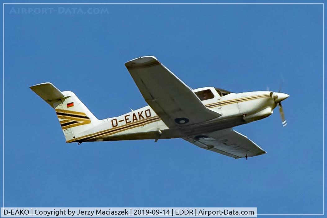 D-EAKO, 1981 Piper PA-28RT-201T Turbo Arrow IV Arrow IV C/N 28R-8131146, Piper PA-28RT-201T Turbo Arrow IV