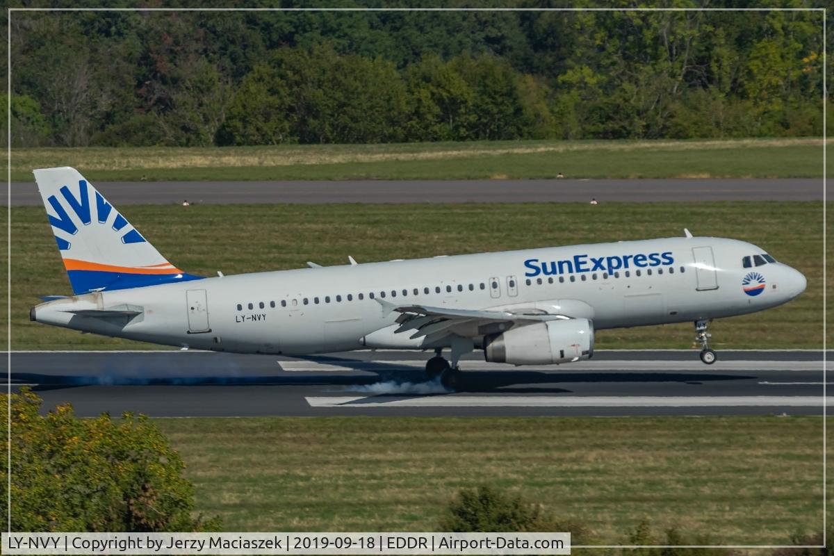 LY-NVY, 2002 Airbus A320-232 C/N 1909, Airbus A320-232