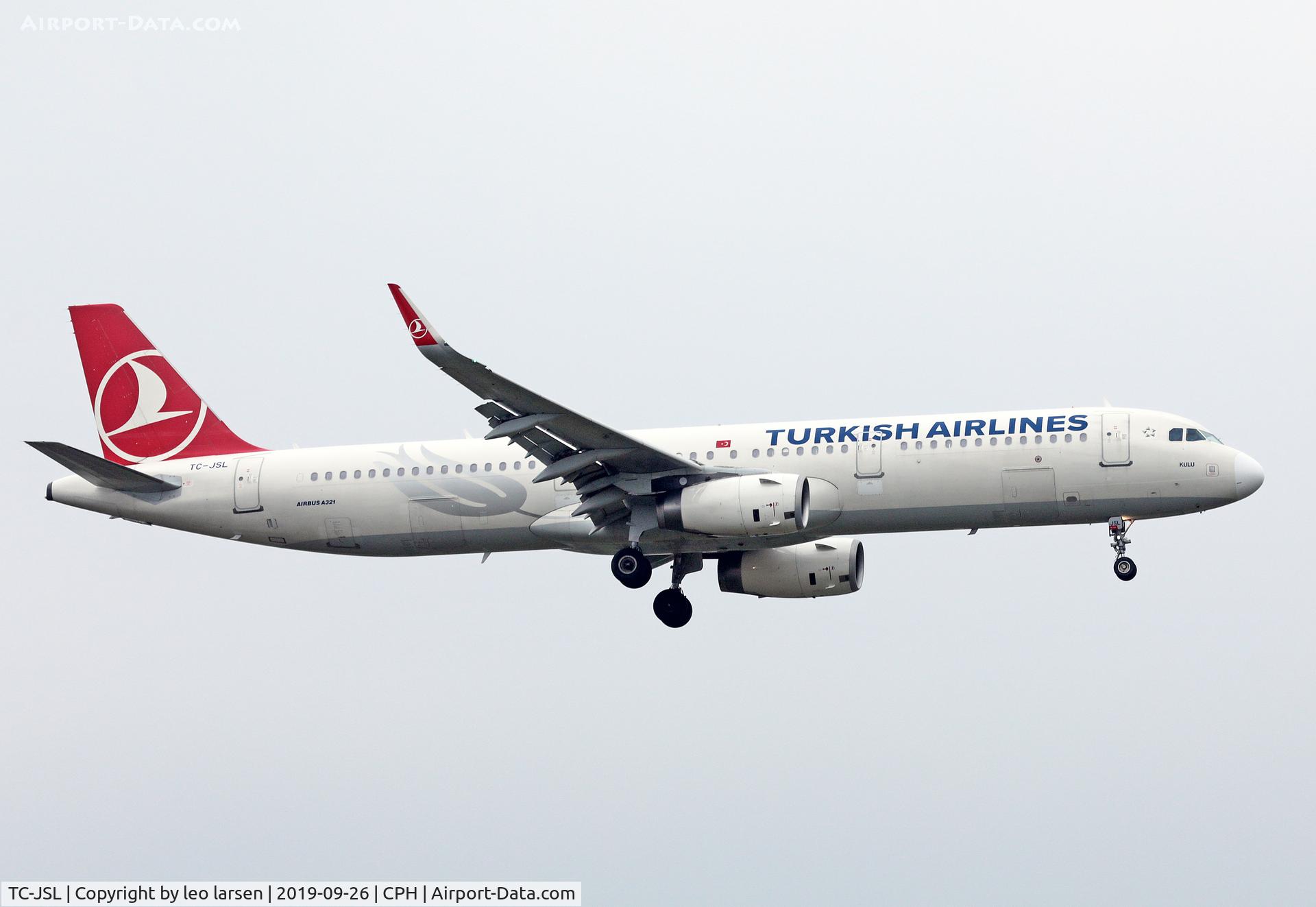 TC-JSL, 2011 Airbus A321-231 C/N 5667, Copenhagen 26.9.2019