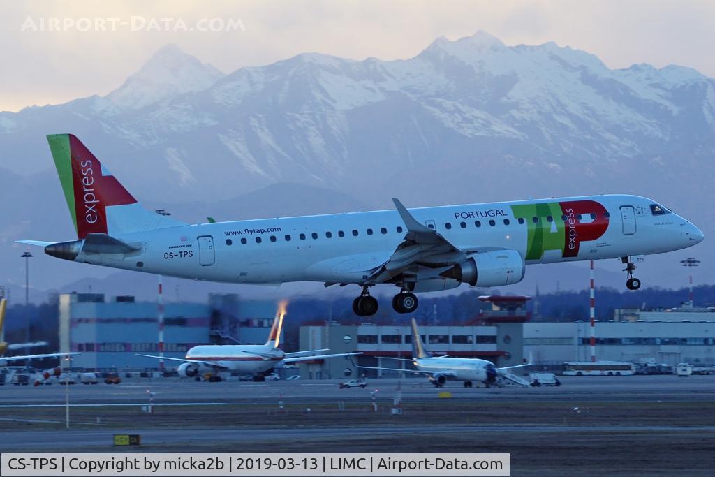 CS-TPS, 2011 Embraer 190LR (ERJ-190-100LR) C/N 19000493, Landing