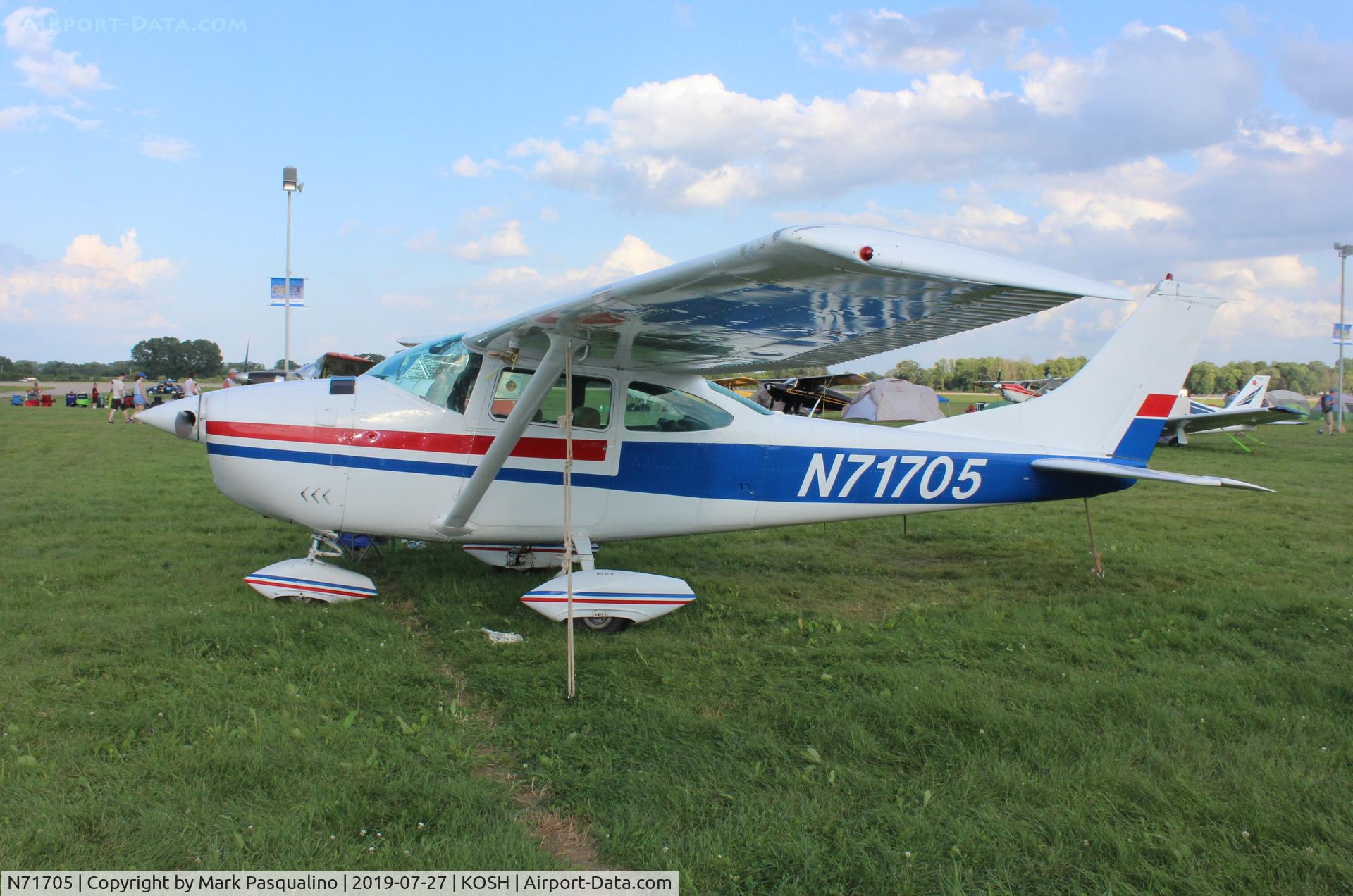 N71705, 1969 Cessna 182M Skylane C/N 18259724, Cessna 182M