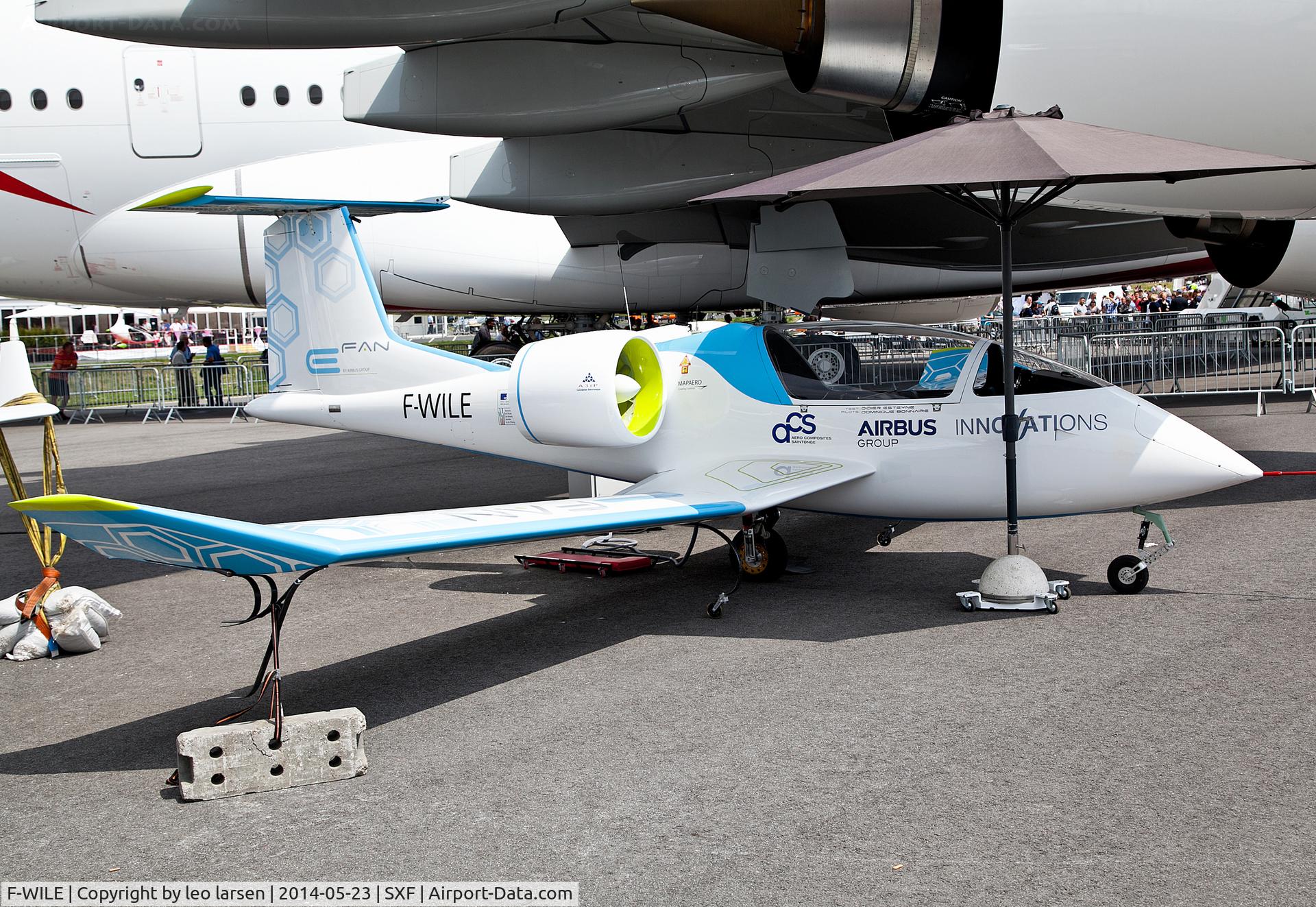 F-WILE, 2014 Airbus E-Fan C/N 001, Berlin Air Show 23.5.2014