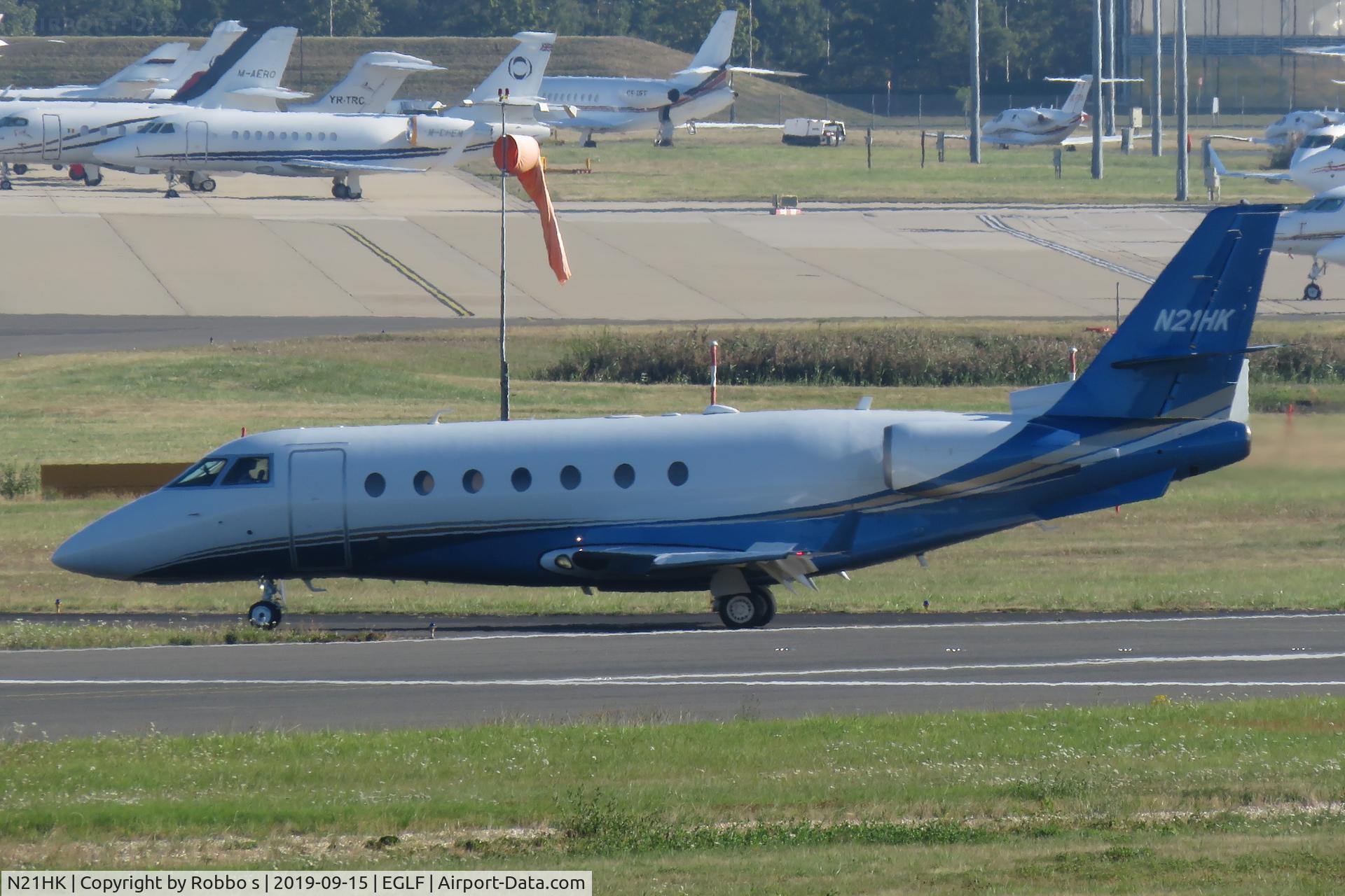 N21HK, 2001 Israel Aircraft Industries IAI-1126 Galaxy C/N 056, N21HK IAI 1126 Galaxy Gulfstream G200 C/N 056 at Farnborough Airport.