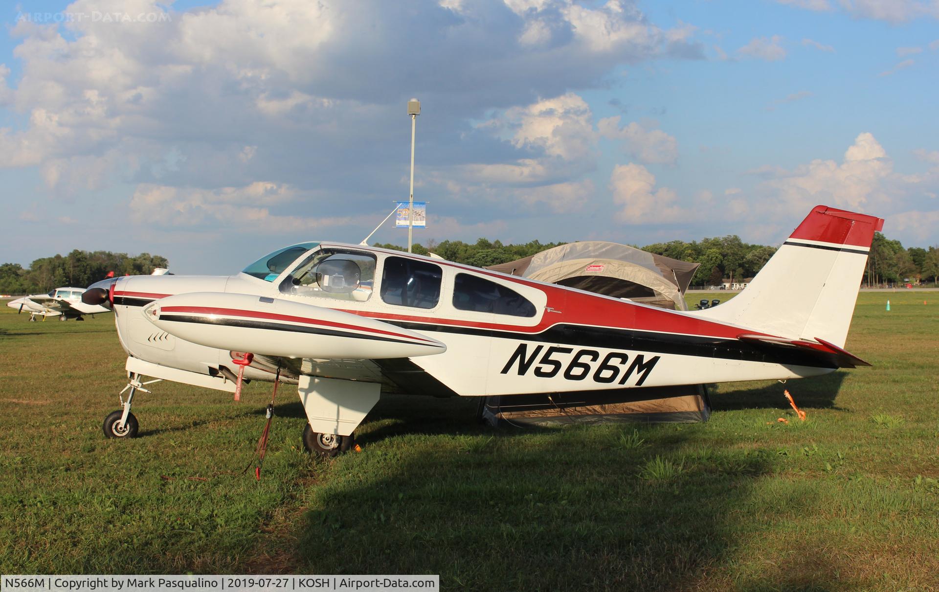 N566M, 1964 Beech 35-B33 Debonair C/N CD-800, Beech B33