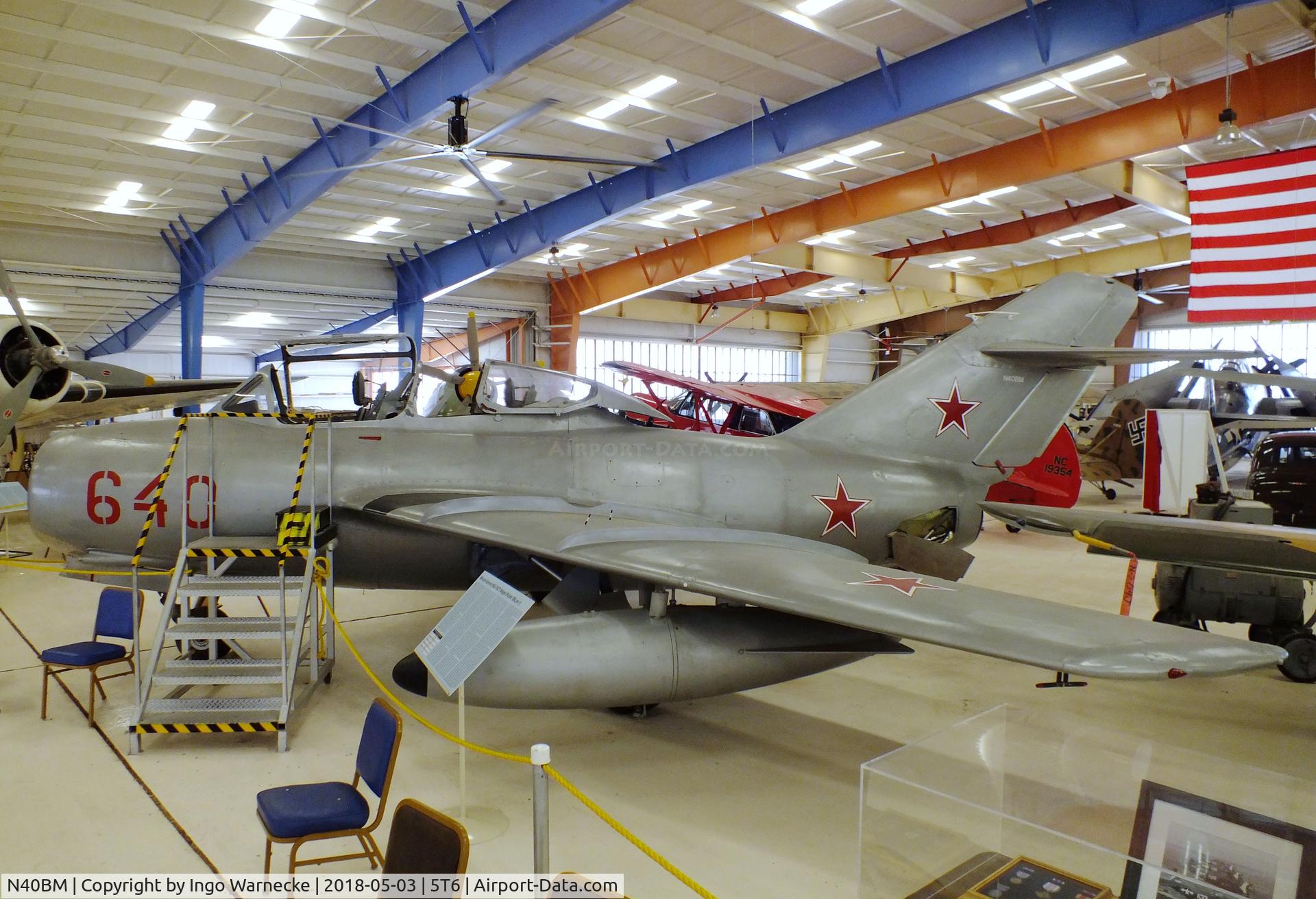 N40BM, 1953 Mikoyan-Gurevich MIG 15 C/N 1A06040, Mikoyan i Gurevich MiG-15UTI MIDGET at the War Eagles Air Museum, Santa Teresa NM
