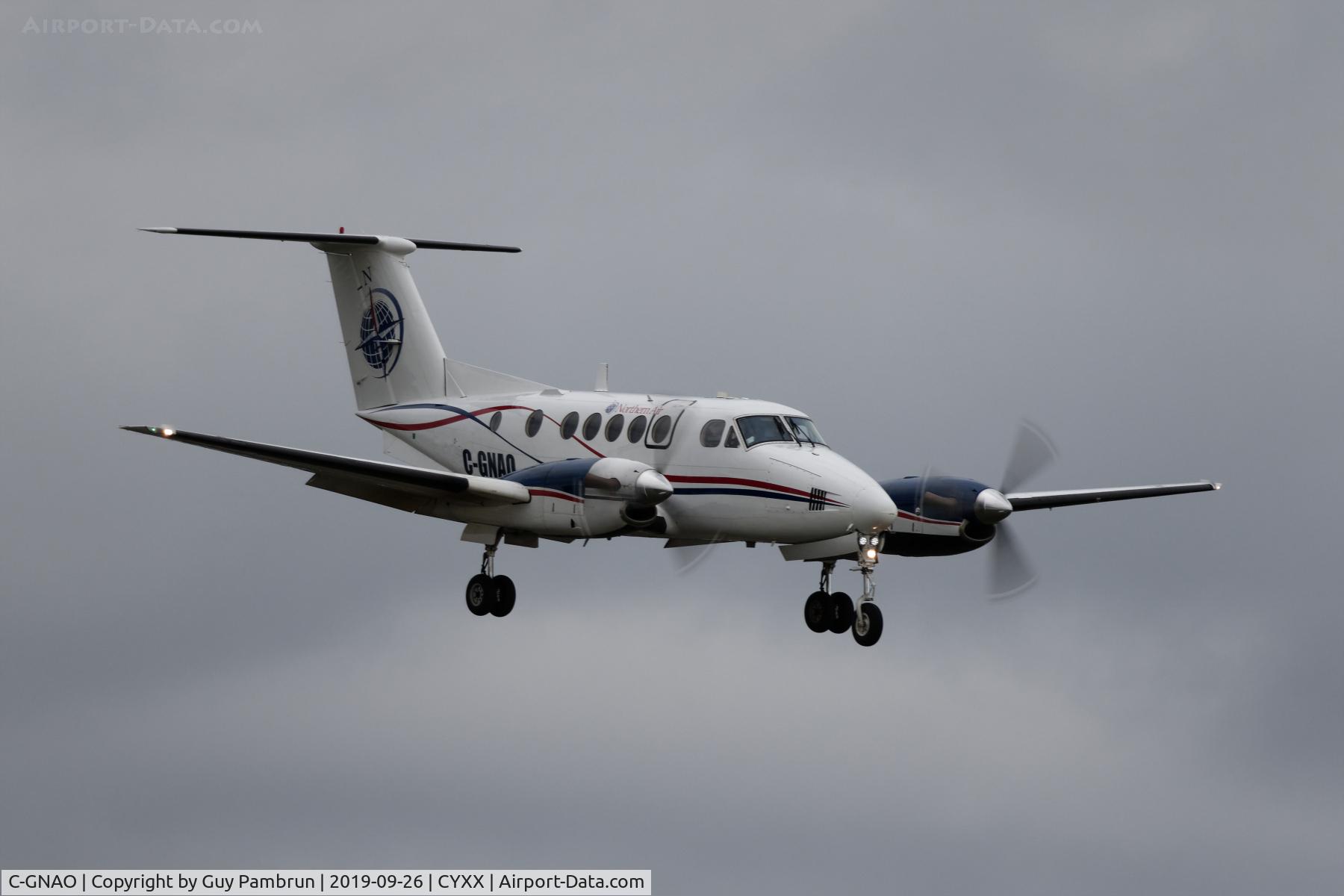 C-GNAO, 1983 Beech 200C Super King Air C/N BL-67, Landing