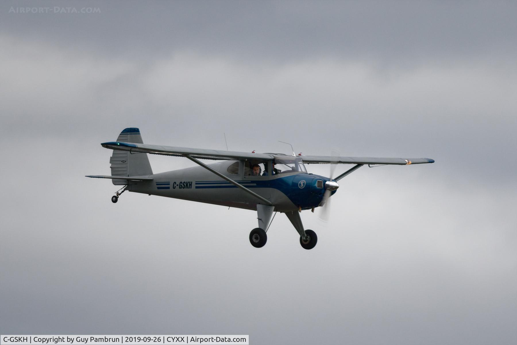 C-GSKH, 1947 Luscombe 8E Silvaire C/N 5236, Landing