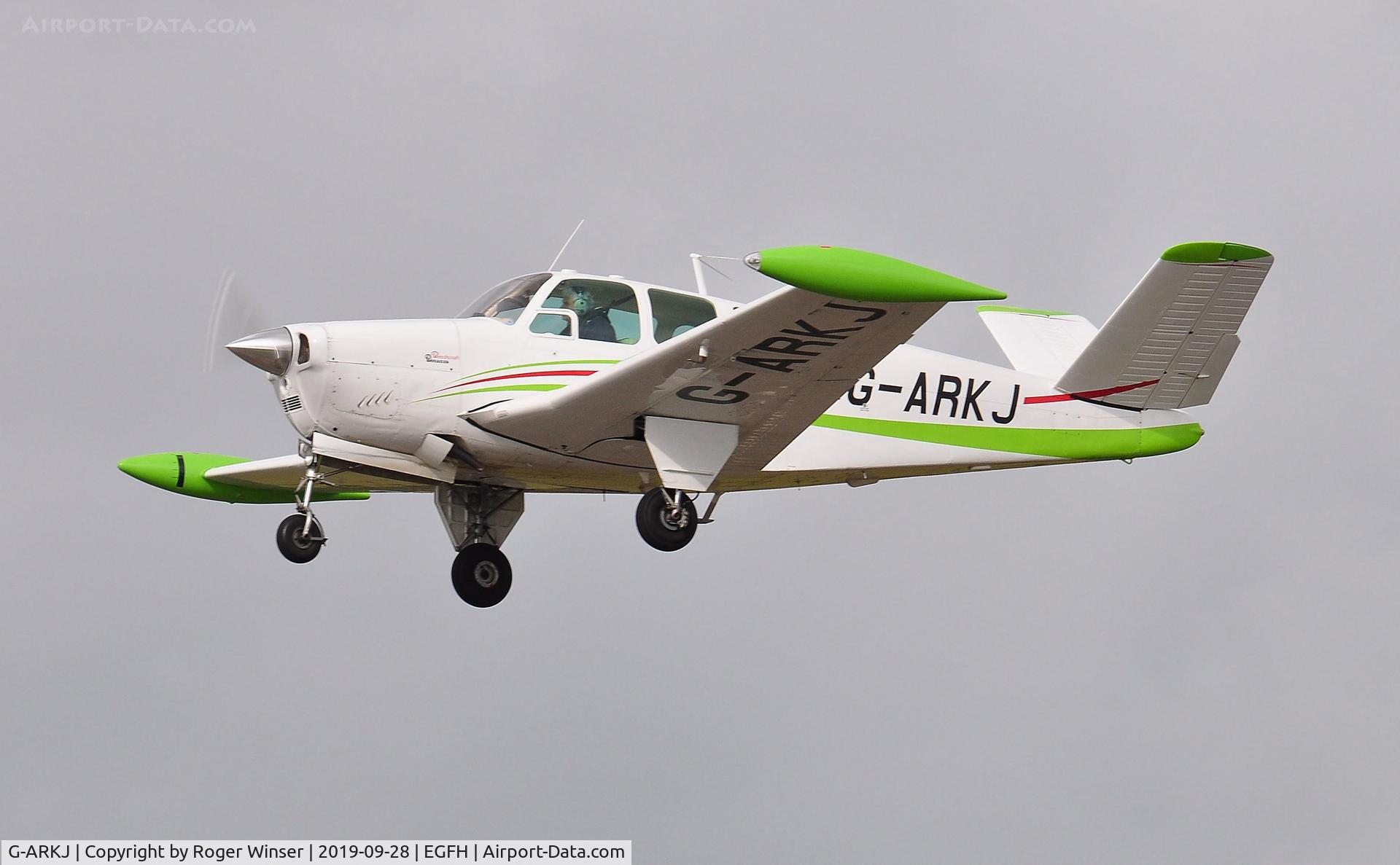 G-ARKJ, 1961 Beech N35 Bonanza C/N D-6736, Visiting Bonanza