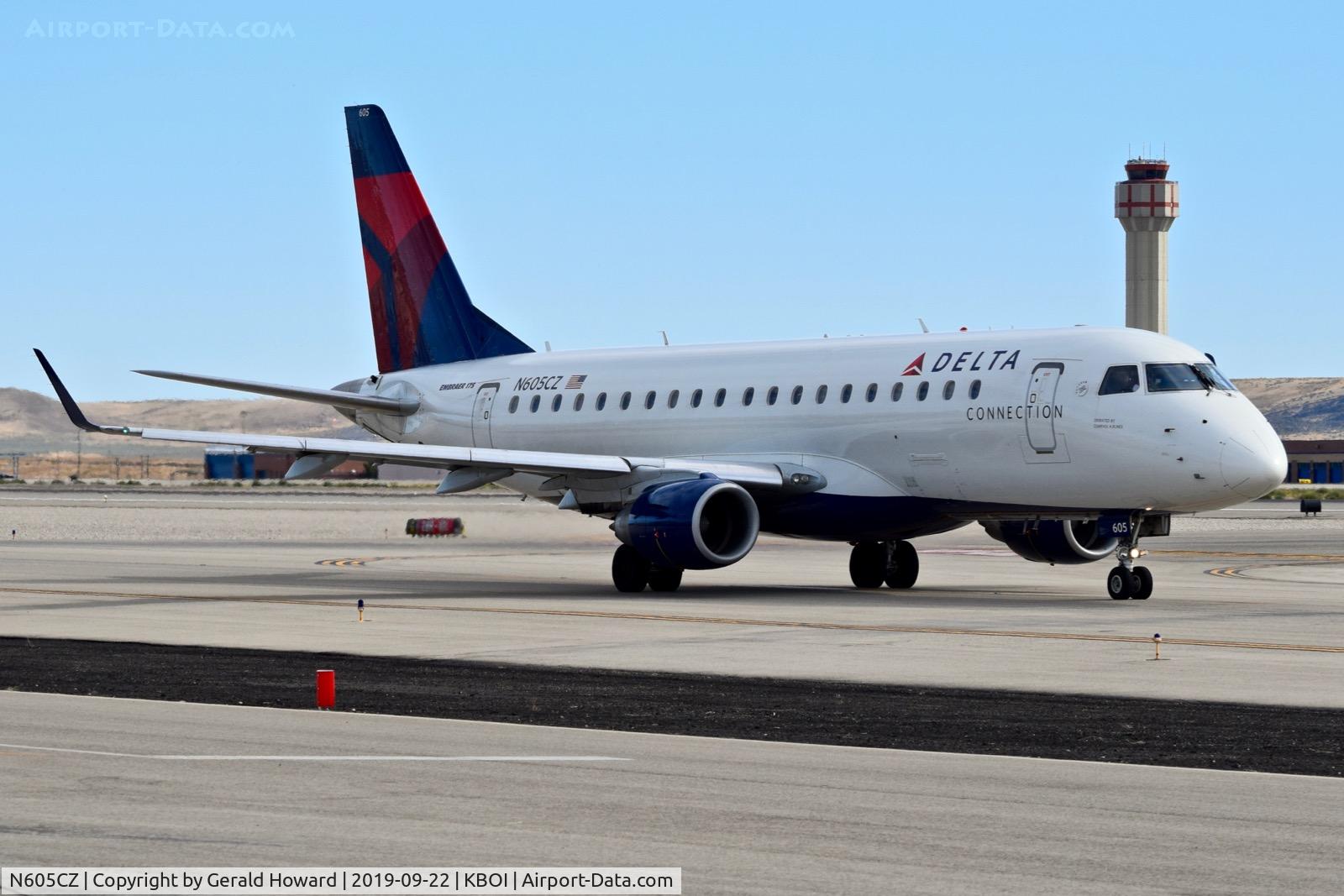 N605CZ, 2007 Embraer 175LR (ERJ-170-200LR) C/N 17000186, Taxiing on Alpha.