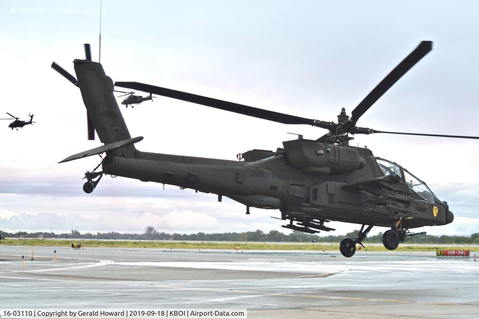 16-03110, 2016 Boeing AH-64E Apache Guardian C/N MM110, Departing BOI.