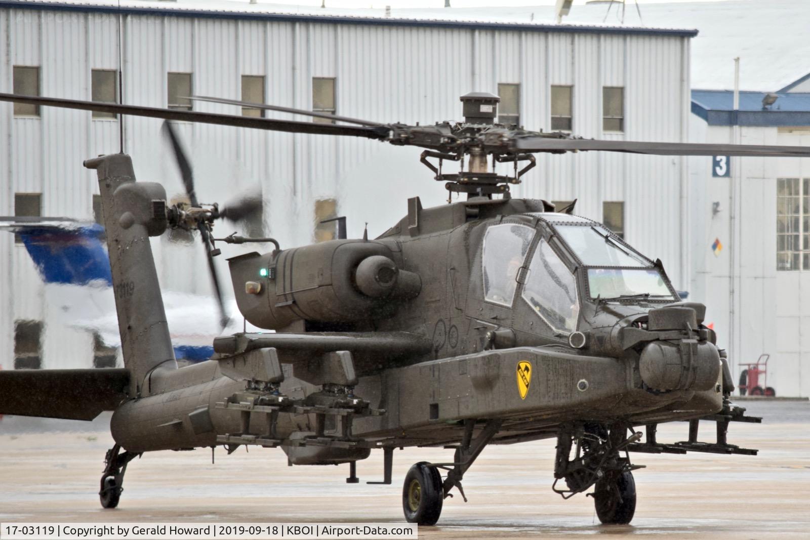 17-03119, 2017 Boeing AH-64E Apache Guardian C/N MM119, Taxiing to RWY 28L.