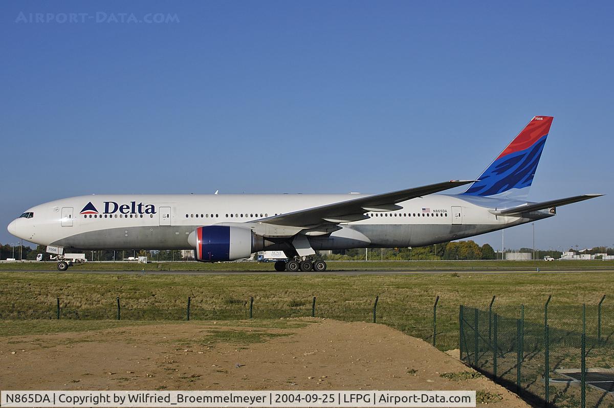 N865DA, 1999 Boeing 777-232 C/N 29737, Delta Air Lines