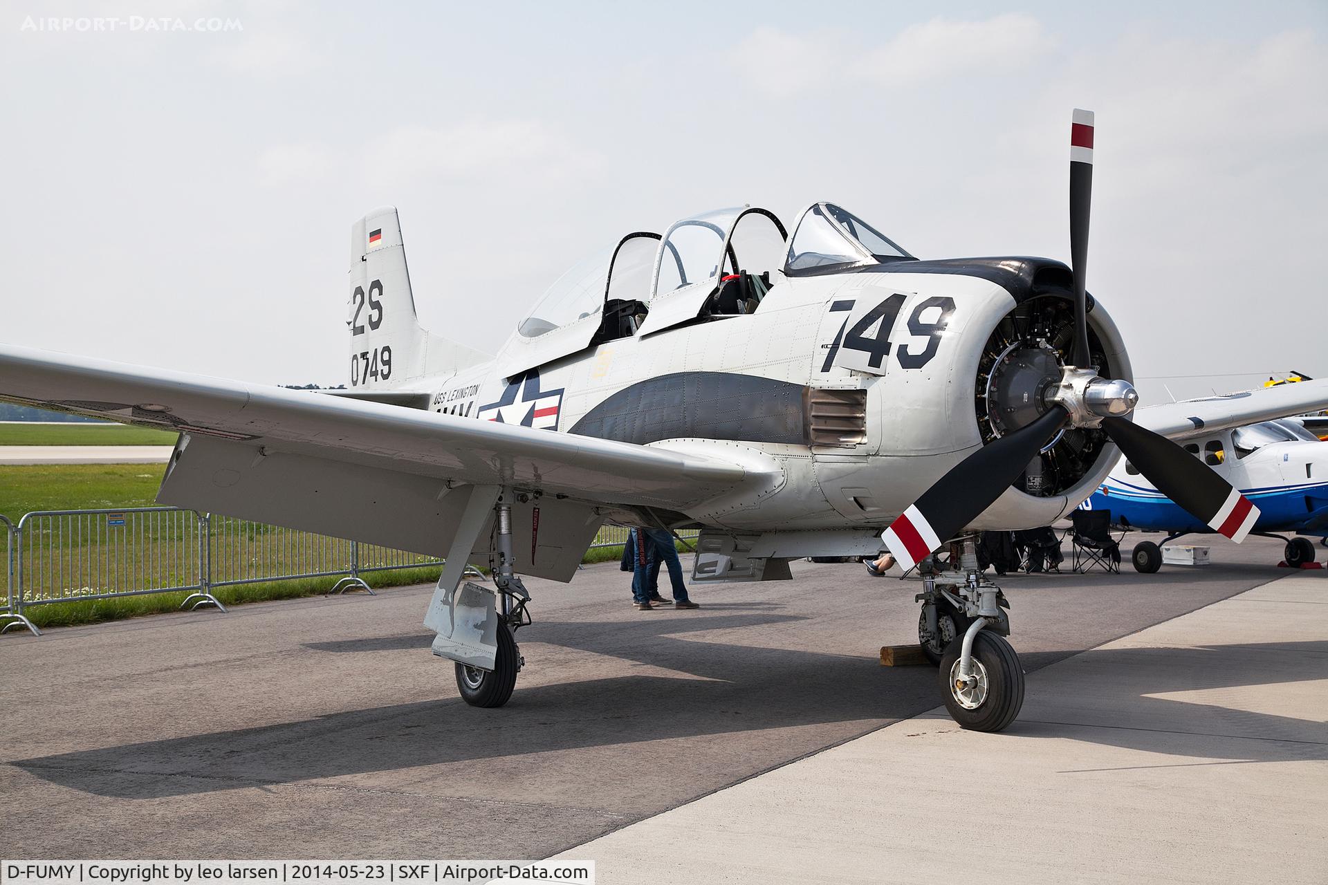 D-FUMY, North American T-28C Trojan C/N 252-9 (146246), Berlin Air Show 23.5.2014