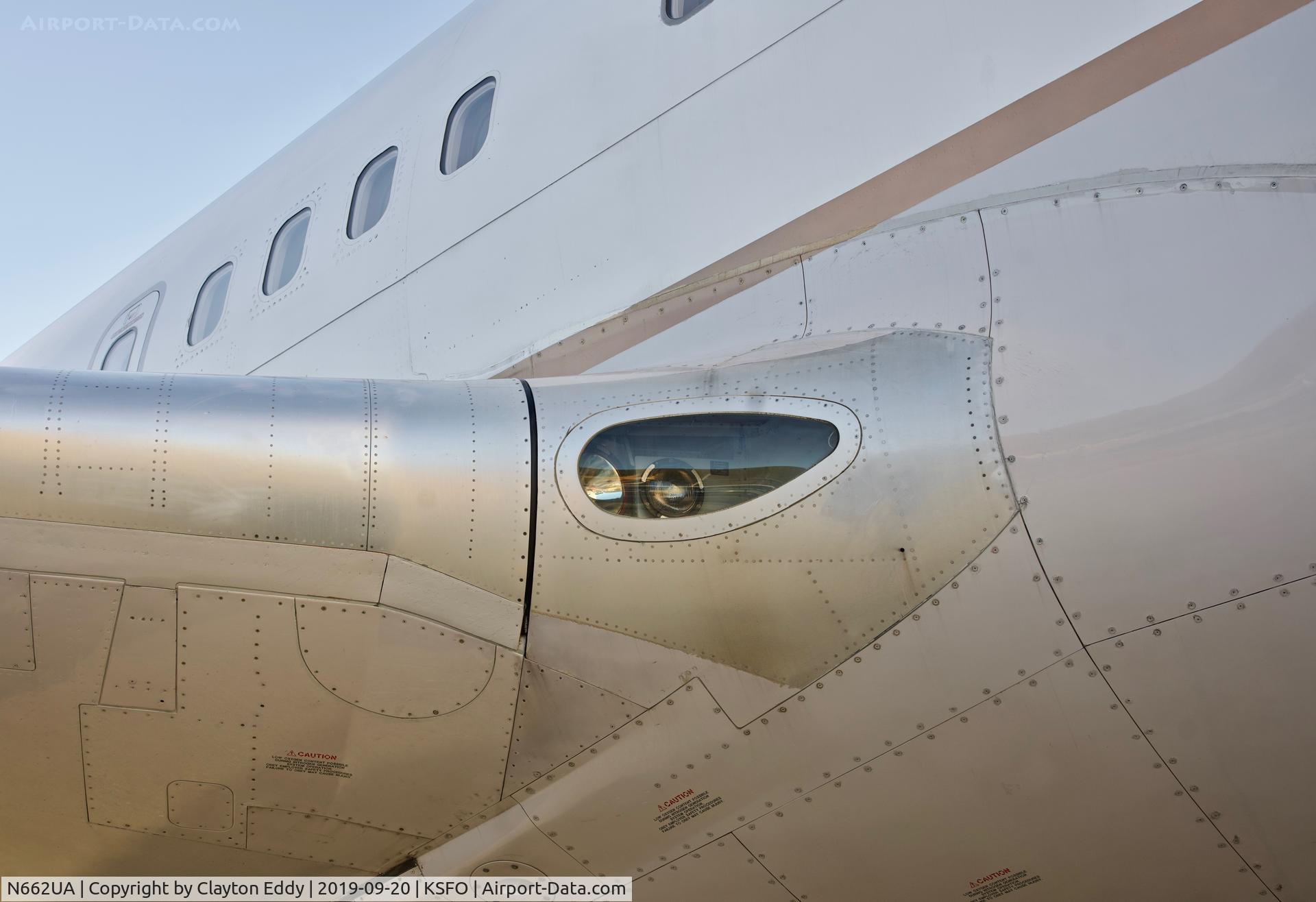 N662UA, 1993 Boeing 767-322 C/N 27159, SFO 2019.