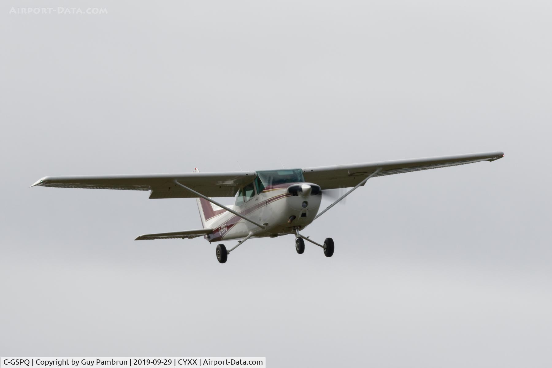 C-GSPQ, 1981 Cessna 172P C/N 17274801, Landing