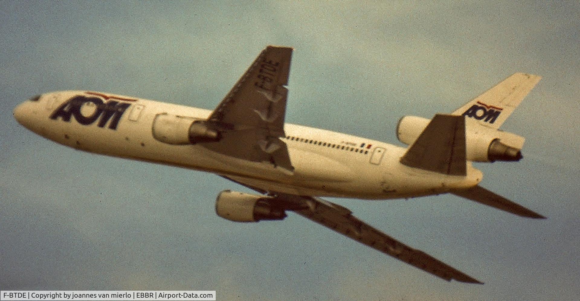 F-BTDE, 1973 Douglas DC-10-30 C/N 46853, Airborne and banking away from Brussels 25R
