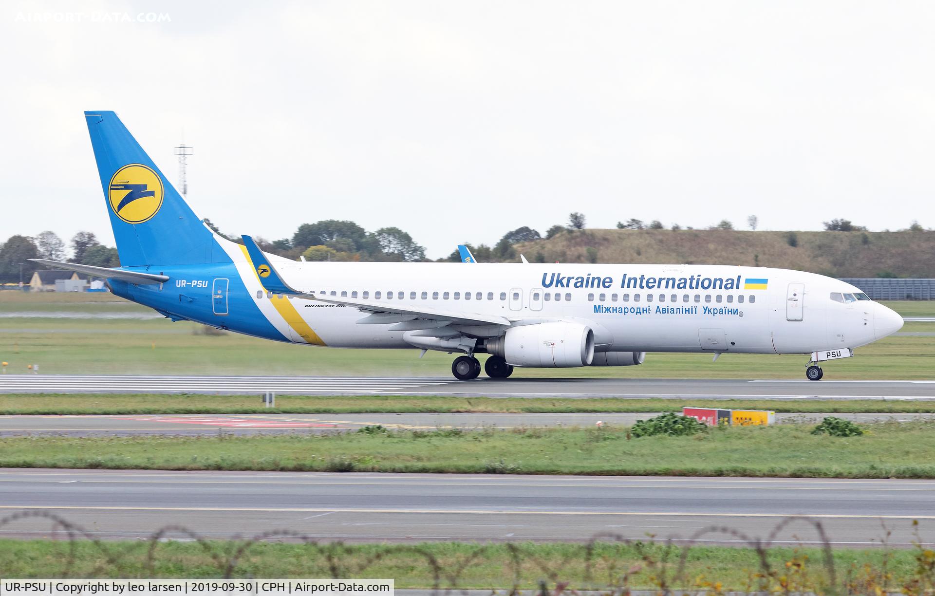 UR-PSU, 2009 Boeing 737-8AS C/N 37542, Copenhagen 30.9.2019