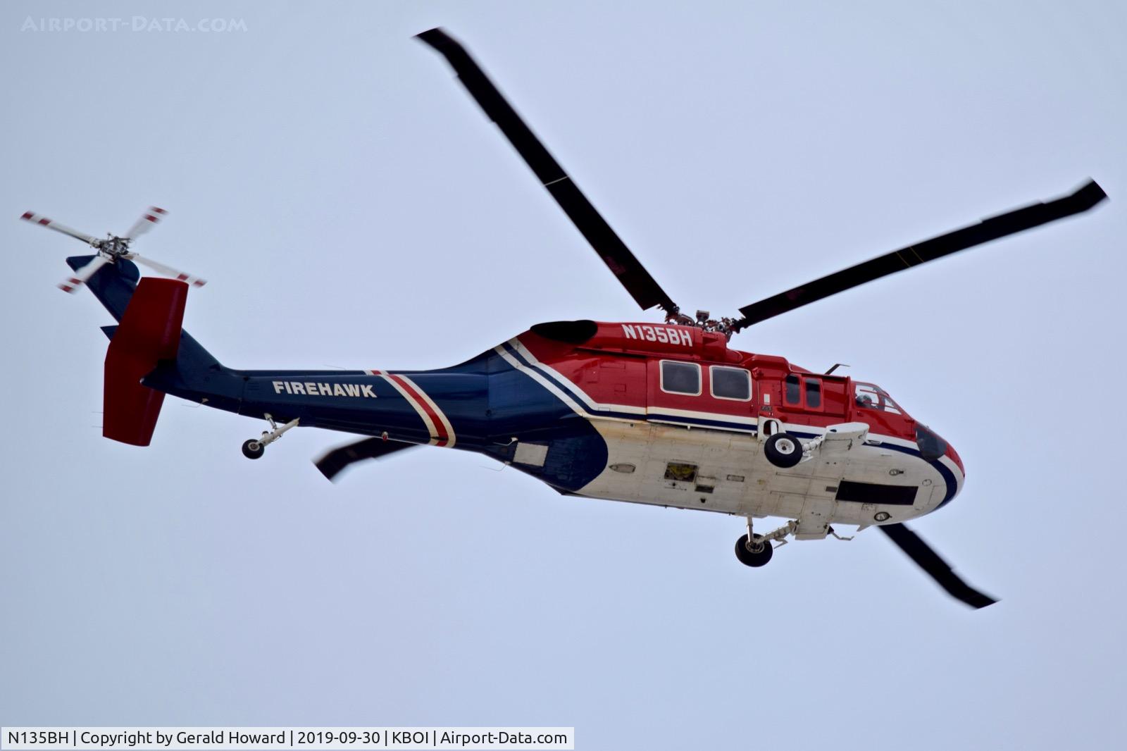 N135BH, 1992 Sikorsky S-70A-27 C/N 701825, Landing BOI.