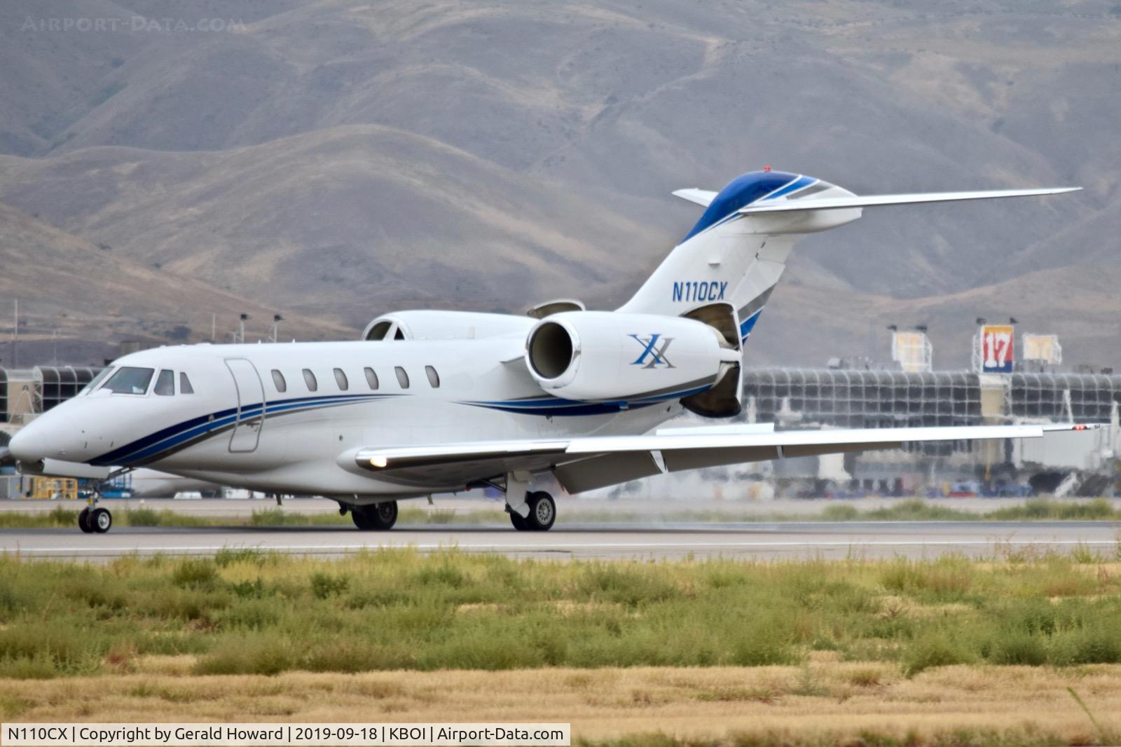 N110CX, 1999 Cessna 750 Citation X Citation X C/N 750-0077, Landing roll out on RWY 28L.