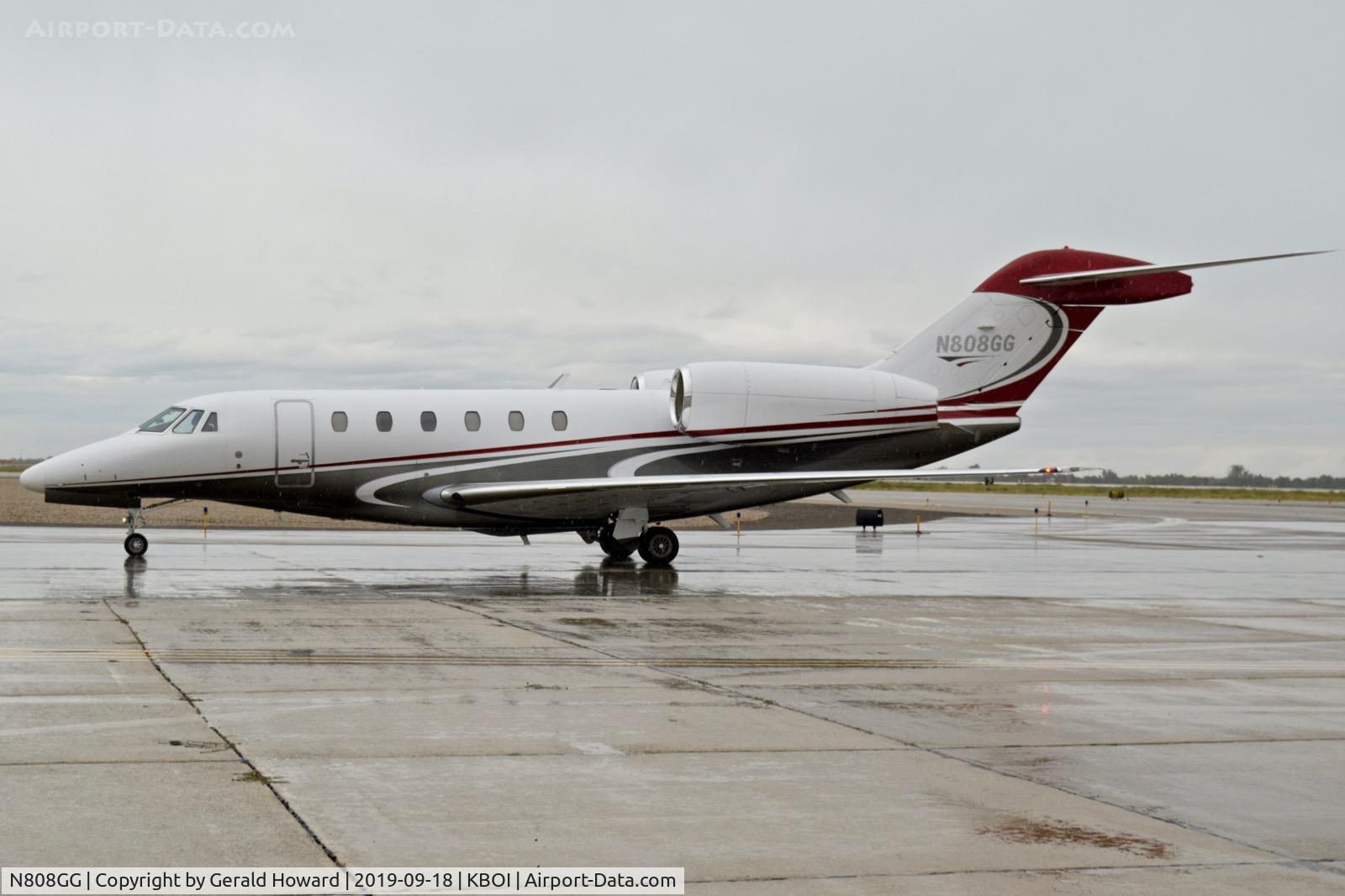 N808GG, 1997 Cessna 750 Citation X C/N 750-0033, Taxiing on Bravo.