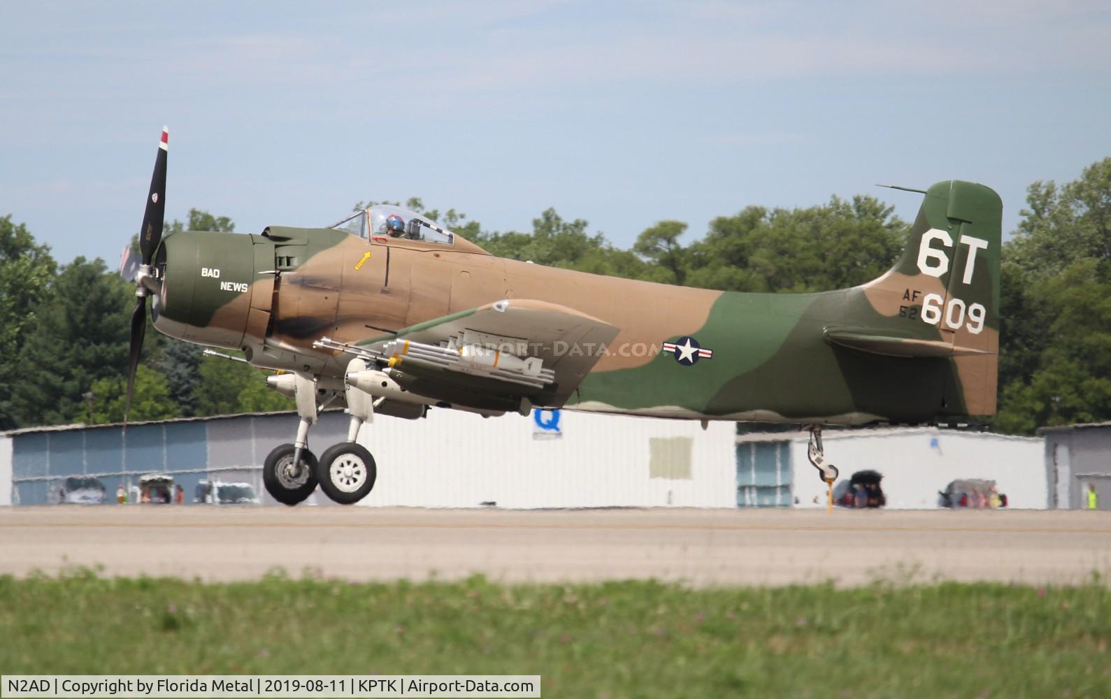 N2AD, 1947 Douglas AD-1 Skyraider C/N 09257/2085, Skyraider