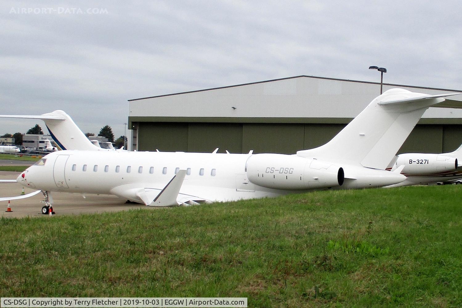 CS-DSG, 2018 Bombardier BD 700-1A10 Global 6000 C/N 9843, At Luton